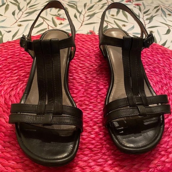 ecco black leather sandals